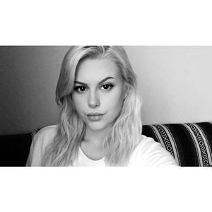 Meet your Posher, Alison